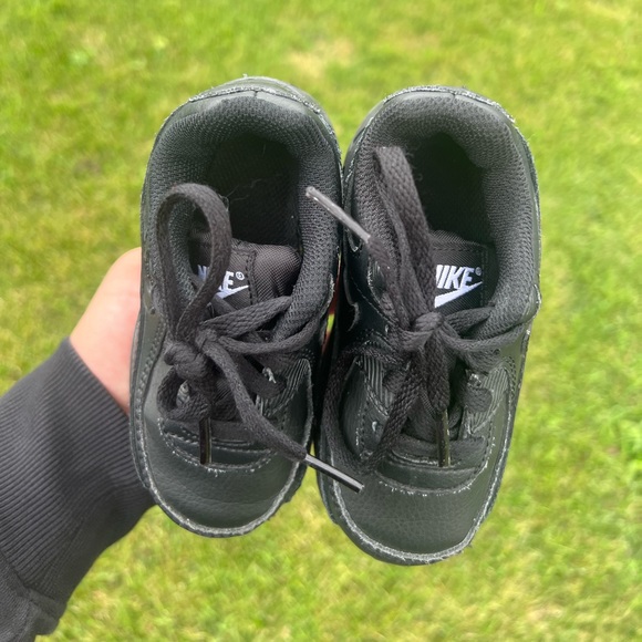 Nike Air Max 90 Triple Black PS Toddler Children’s Shoes CD6868-001 Size 7c - Picture 7 of 8